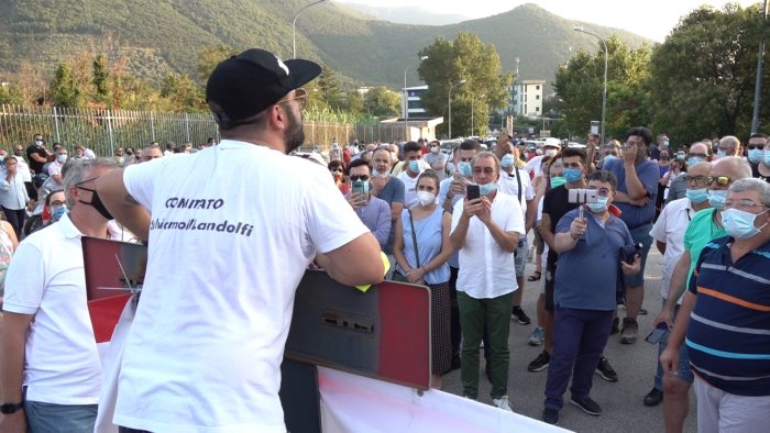 il landolfi non puo morire pronti alle barricate