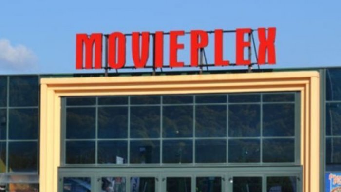 mercogliano chiude il movieplex cosi non possiamo continuare