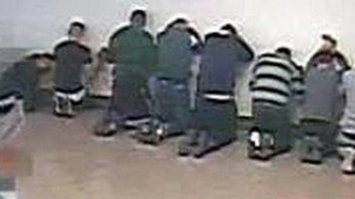 violenza carcere interrogazione urgente ruotolo de petris errani