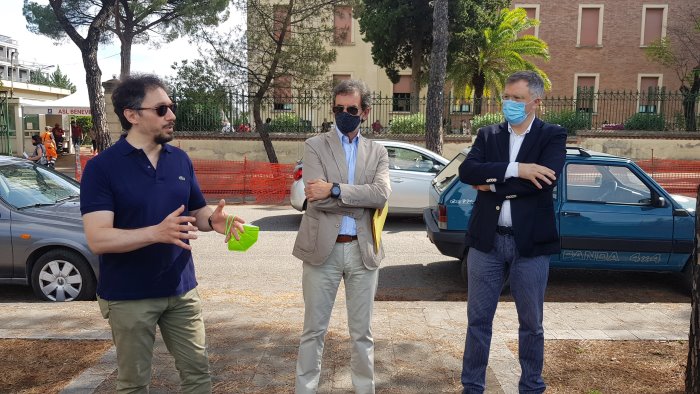 cittadella degli uffici perifano senza parcheggi piu disagi che benefici