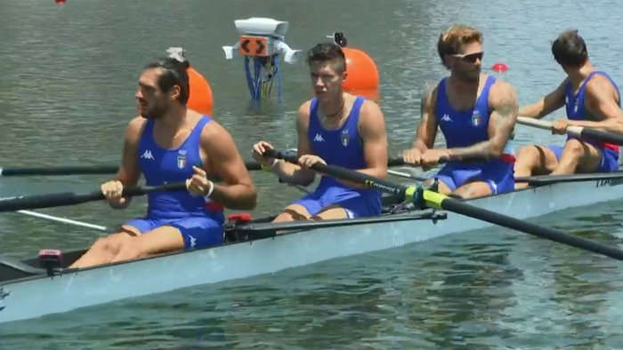 olimpiadi canottaggio vicino racconta l incredibile giornata del quattro senza