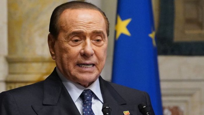 governo berlusconi deve finire il suo compito fino al 2023