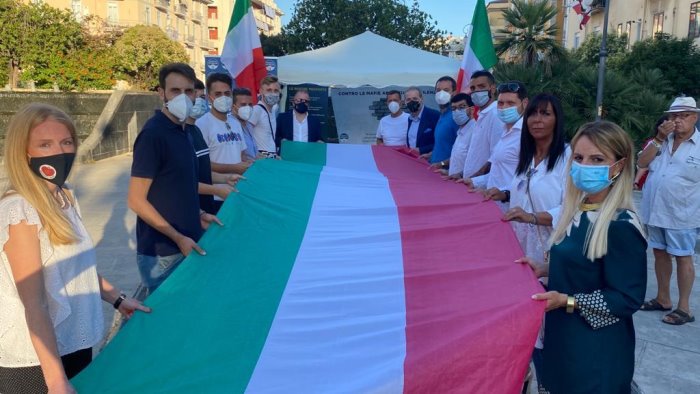 salerno fratelli d italia in piazza per la legalita e contro le mafie