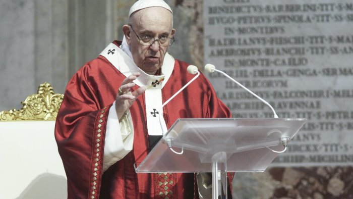 papa francesco domenica angelus dal policlinico gemelli