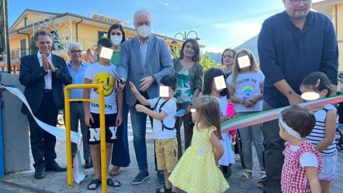 baronissi spazio ai piu piccoli inaugurato il rinnovato parco giochi a sava