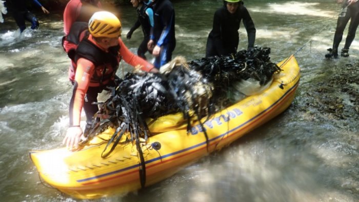 obiettivo bussento a caselle in pittari la pulizia del fiume