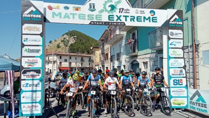 prima edizione col pollice su per la matese extreme xco a letino