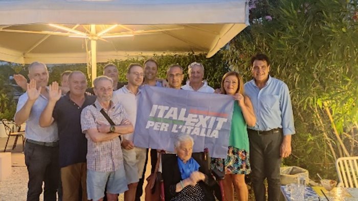 italexit di paragone nuovo circolo anche ad agropoli