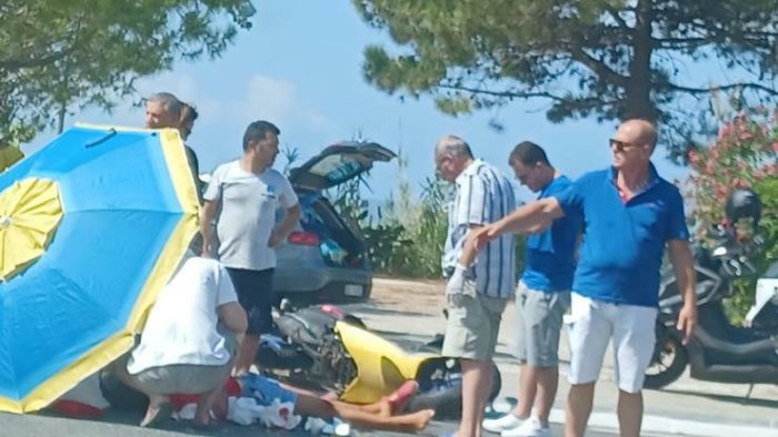 villammare frontale tra auto e moto ferito centauro