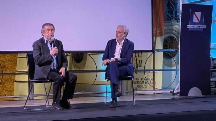 riccardo muti nel cilento a valle ha ricevuto il premio segreti d autore