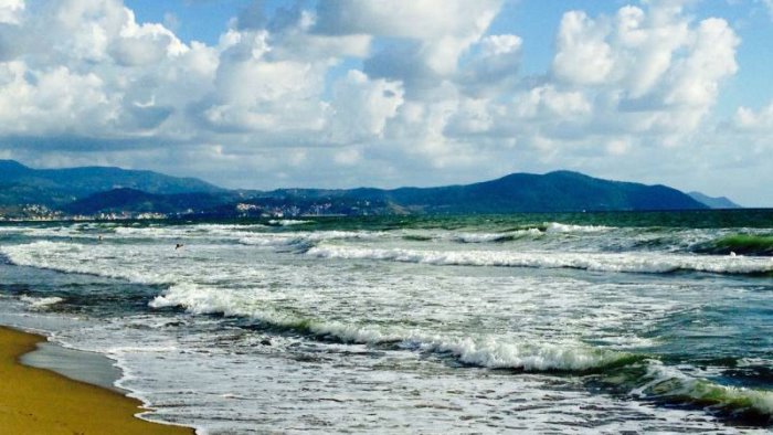 capaccio paestum progetto sperimentale per ripulire mare e fiumi