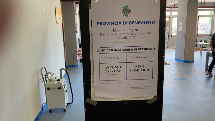 elezioni provincia alle 12 affluenza al 35 per cento