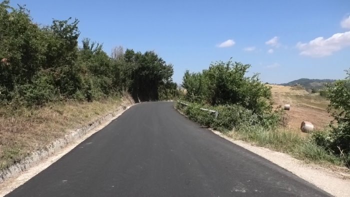 da cenerentola dell irpinia ad una vera strada ecco contrada creta ad ariano