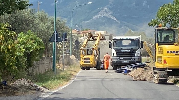 montecorvino rovella verso la fine dei lavori della condotta idrica di aiello