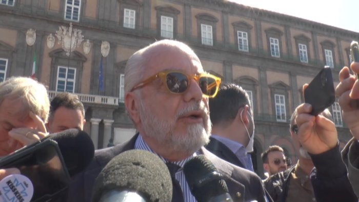 napoli de laurentiis saluta formisano come cambia la dirigenza azzurra