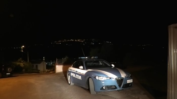 malviventi scatenati all attacco ad ariano ancora una notte ad alta tensione