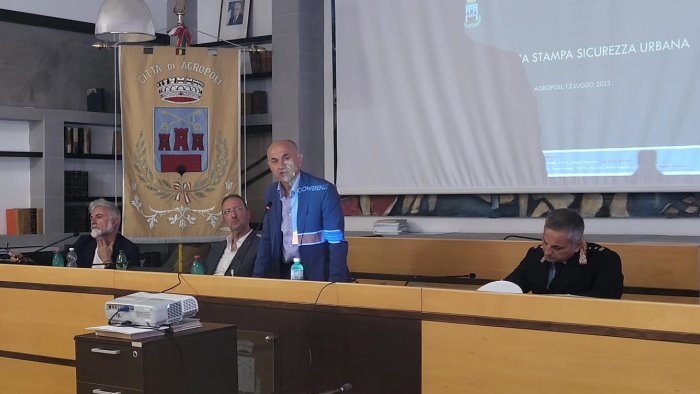 sicurezza urbana ad agropoli piu videocamere nuovo comando e commissariato