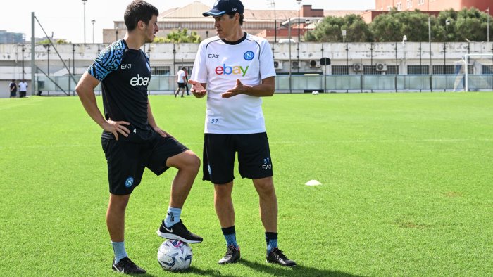 garcia si prende il napoli primi colloqui con i calciatori