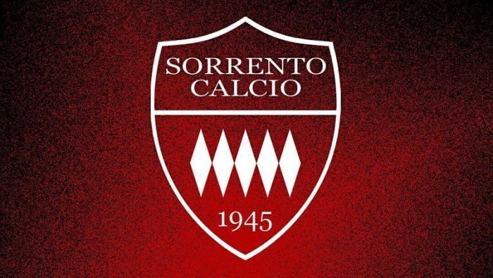 sorrento calcio badje resta in rossonero