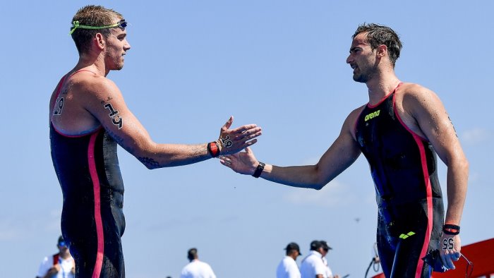 nuoto mondiali acerenza e paltrinieri fuori dal podio della 10 km