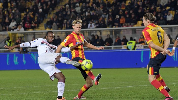 lassana coulibaly ritrova il sorriso e la salernitana prova a blindarlo