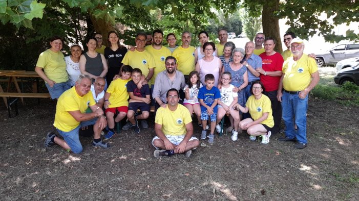 ariano giornata ecologica a valleluogo e spunta un antica fontana