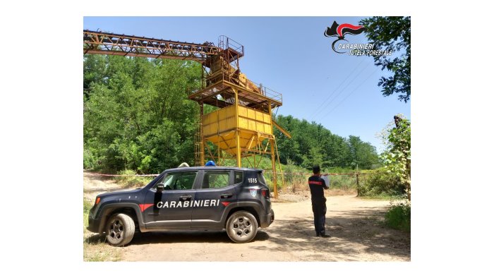 durazzano sequestrata un area per l estrazione della pozzolana