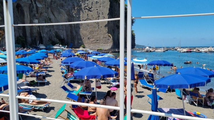 a sant agnello riapre il lido katari il sindaco c e voluto un lungo iter