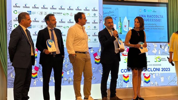 comuni ricicloni il comune di salerno vince il premio best practice