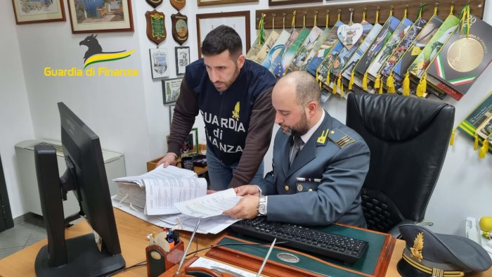 dal 41bis dirigevano le strategie criminali del clan contini 4 arresti