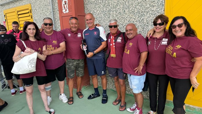 salernitana i tifosi incontrano in ritiro martusciello e petrachi