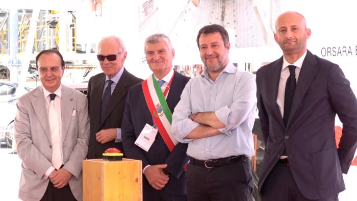 napoli bari salvini ad apice da il via allo scavo della galleria rocchetta