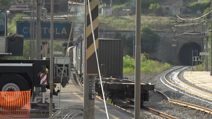 treni ferrante mit sgomberati binari centola prosegue ripristino battipaglia