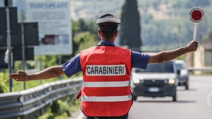 mirabella e montemiletto i carabinieri attivano posti di blocco ecco perche