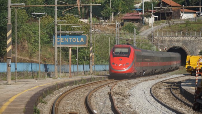 linea battipaglia sapri riattivata la circolazione su un binario