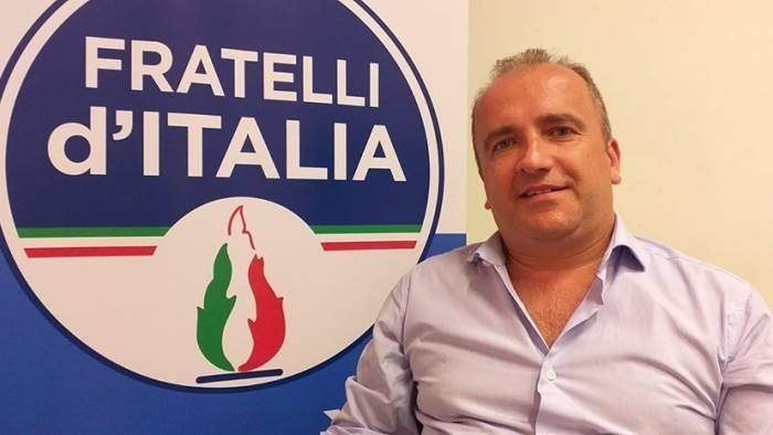 incontro de luca sindaci fratelli d italia commedia imbarazzante