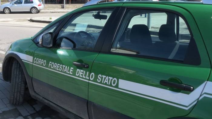 controlli ambientali sequestrato un ponte sul fiume tusciano