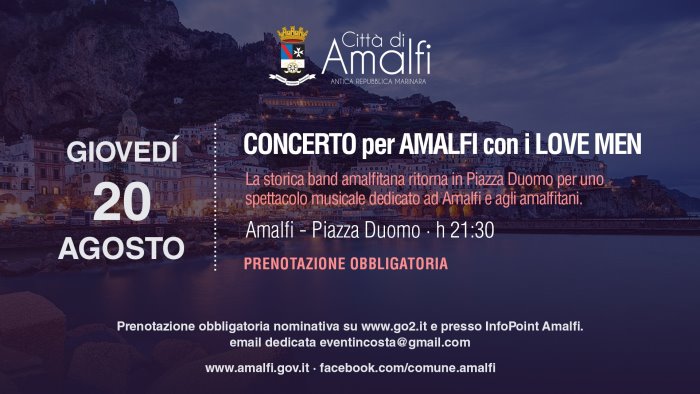 tutto pronto per il concerto per amalfi in piazza duomo