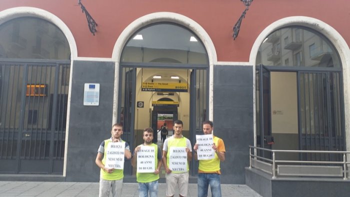 nocera in piazza in ricordo della strage di bologna