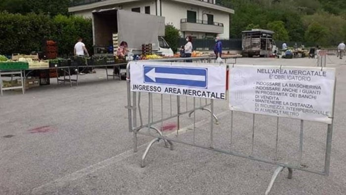 mercato a baronissi mascherina non obbligatoria per ambulanti