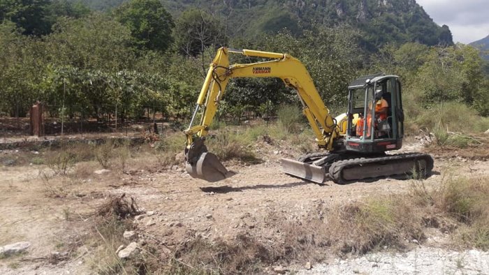 al via i lavori di messa in sicurezza all alveo del rio secco