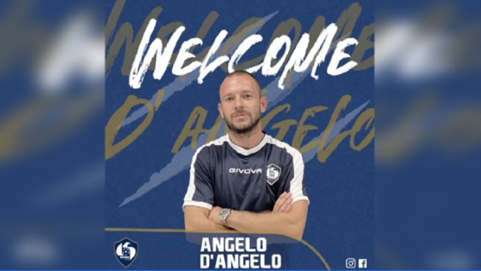 avellino l ex capitano d angelo riparte dalla serie d