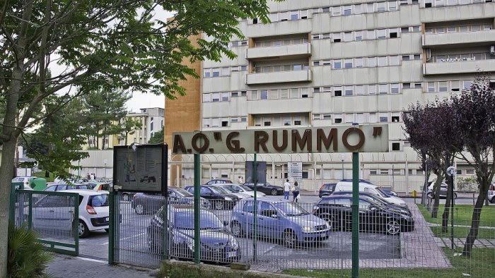 donna muore al rummo aperta un inchiesta disposta l autopsia