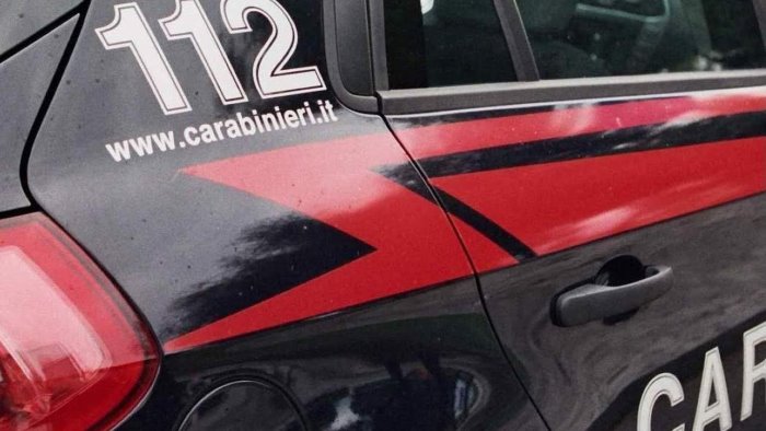 mirabella eclano stalker arrestato dai carabinieri finisce in carcere