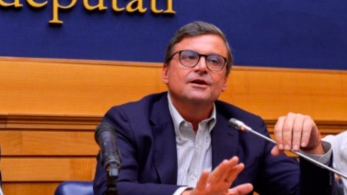 calenda solo proporzionale puo fermare destra dopo il voto il caos