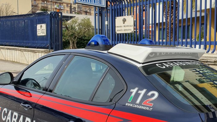 porto abusivo d armi denunciato 50enne di avellino