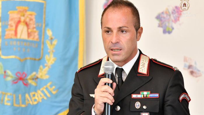 castellabate il maresciallo marco cesa e il nuovo comandante dei carabinieri