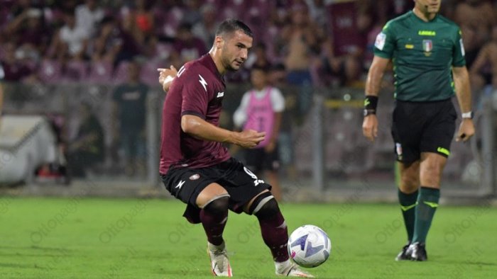 salernitana parma granata in piena emergenza per il debutto in coppa italia