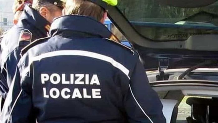 agropoli donna investita da un auto trasportata in ospedale