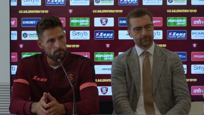 salernitana costil desideravo venire in italia e lavorare con sousa